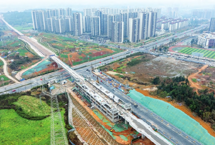 "自審自發(fā)"機(jī)制下四川地方政府專項(xiàng)債改革的效能躍遷路徑